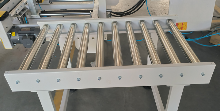  滾筒輸送線的動力款和無動力款有什么區(qū)別？