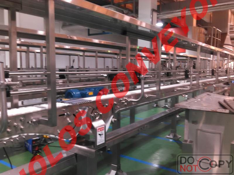 上海赫勒輸送設(shè)備有限公司專業(yè)制造柔性輸送線和柔性輸送系統(tǒng)的企業(yè)，我們從歐洲引進(jìn)的柔性輸送系統(tǒng)可廣泛的應(yīng)用于食品，飲料，卷煙，啤酒，礦泉水，紙箱，卷筒紙，軸承加工，齒輪加工，汽車零部件生產(chǎn)，醫(yī)藥制藥，電子元件裝配線，包裝線等行業(yè)。該輸送系統(tǒng)的大特點在于使用簡單的機械傳送與少的電器控制結(jié)合的輸送方案來滿足我們的用戶的生產(chǎn)要求。在提供完整的輸送線與各類零配件的同時還將提供好的技術(shù)支持和培訓(xùn)。通常我們會按照用戶的實際生產(chǎn)要求免費設(shè)計一至二套輸送線的方案圖，終使用戶得到一個節(jié)省空間，少成本的佳解決方案。因此，我們希望我們的柔性輸送系統(tǒng)能成為你們的佳選擇。